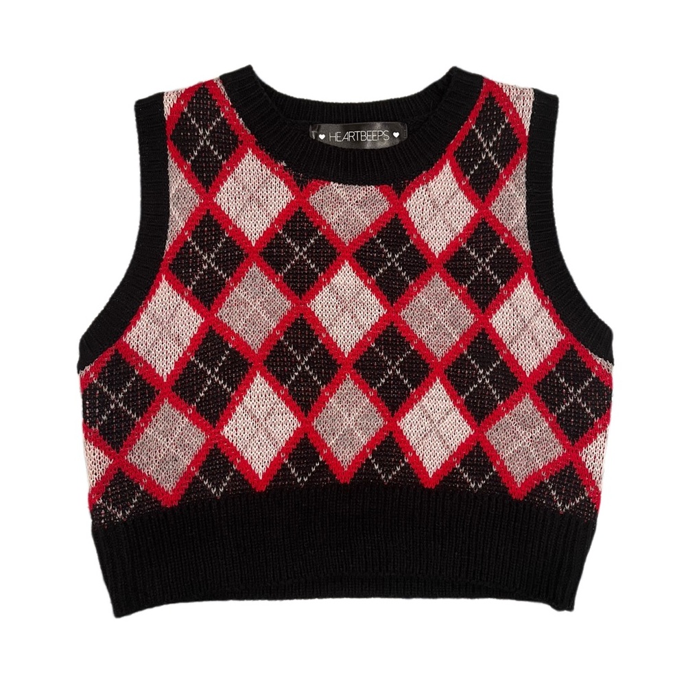 NWOT Heartbeeps Red White Black Argyle Cropped Sweater Vest